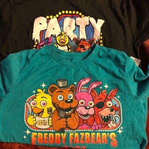 Boys Five Nights at Freddy T-shirt’s Size 8.